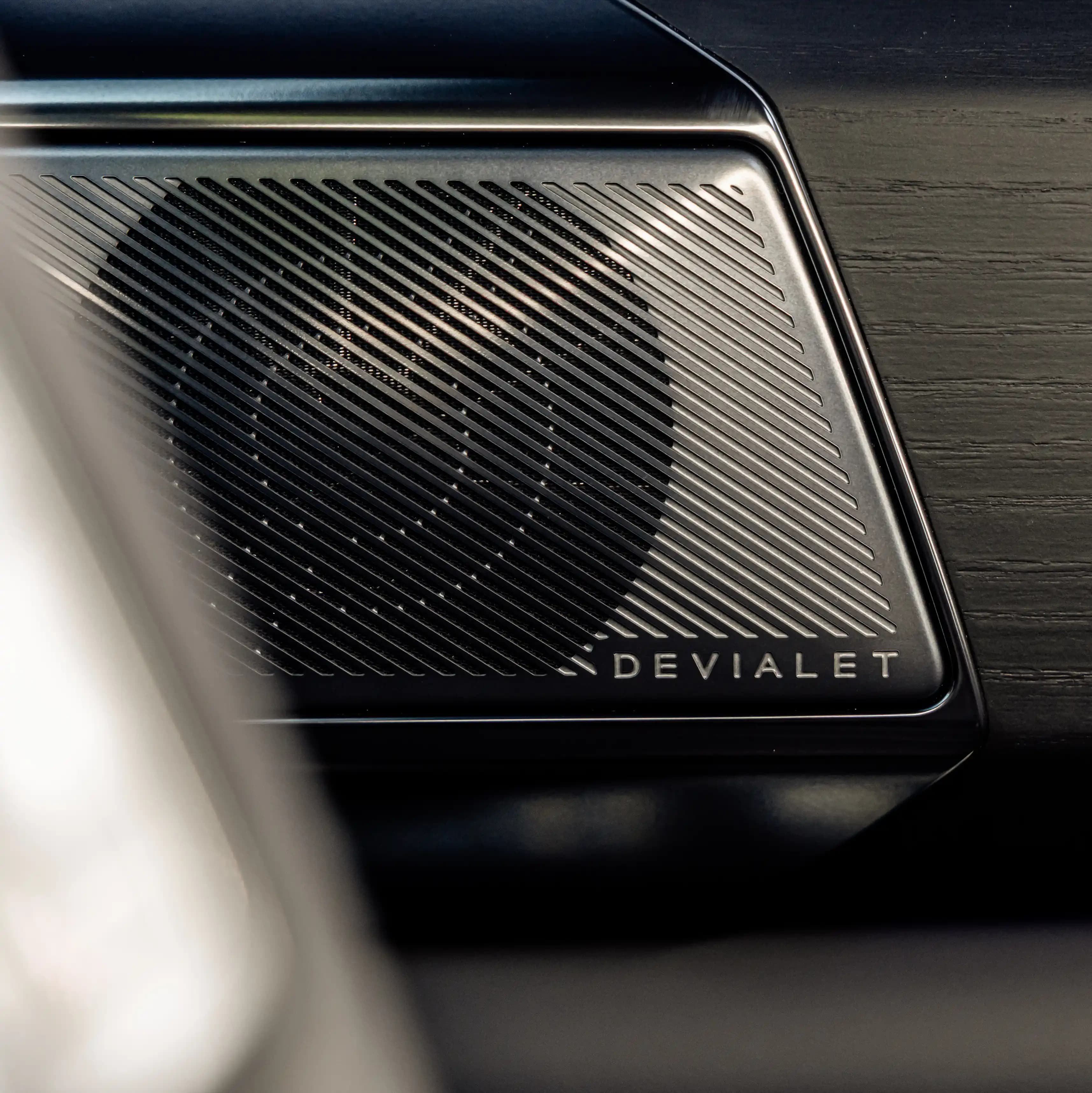 18 Speakers, 800 Watts